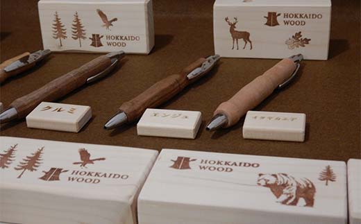 木製ボールペン、木製ペン立て 1組セット HOKKAIDO WOOD 木工 木製 おしゃれ 小物入れ オフィス用品 デスク用品 事務用品 ナチュラル 文房具  F6S-453