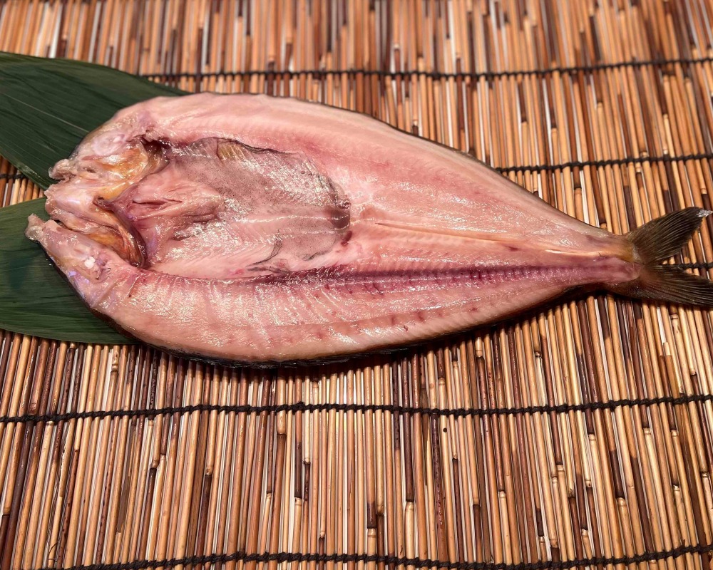 冷風熟成干　開ホッケ特大 3枚入り