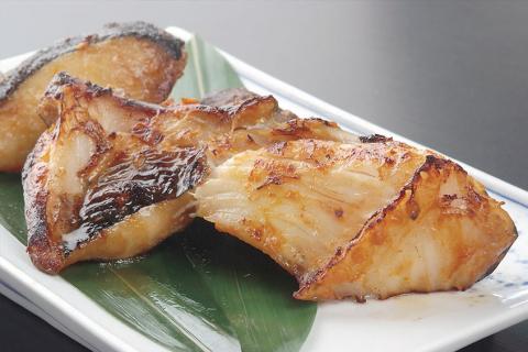 函館ダイニング雅家特製厚切り銀だら西京漬け_HD044-007