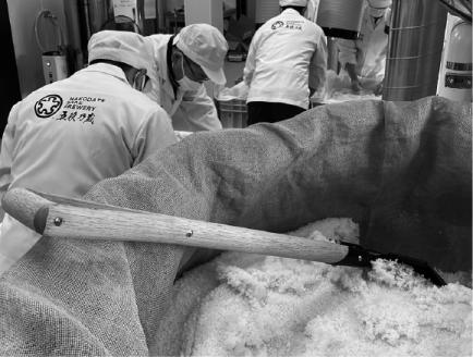 「五稜」純米吟醸720ml２本＋日本酒グラス２個セット_HD102-002