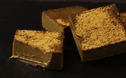 《冷凍》 北海道生チョコレート （ほうじ茶） 約500g （約100g×5箱） 合計100粒 生チョコレート 生チョコ チョコレート チョコ スイーツ 北海道 小樽市