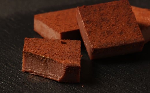 【5回定期便】 《冷凍》 北海道生チョコレート （ミルク） 5箱×5回 合計25箱 生チョコレート 生チョコ チョコレート チョコ スイーツ 北海道 小樽市