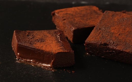 《冷凍》 北海道生チョコレート 4種 セット 約500g （約100g×5箱） 合計100粒 生チョコレート 生チョコ チョコレート チョコ ミルク ブラック ほうじ茶 抹茶 スイーツ 北海道 小樽市