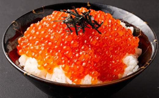 【4回定期便】無着色たらこ（一本物）・いくらの醤油漬け 1回あたり合計1.5kg たらこ タラコ 鱈子 無着色 いくら イクラ 醤油漬け セット 冷凍 北海道 小樽市