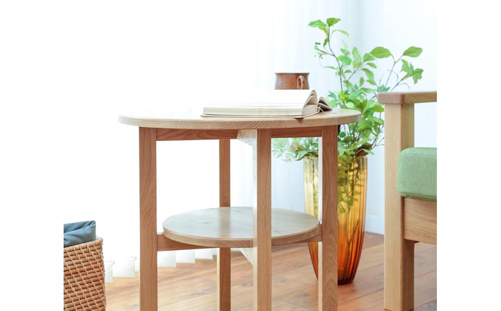 旭川家具　MUKU工房オリジナル　MUKU(ムク)サイドテーブル　ナラ 【 国産 無垢 インテリア 木製 ナチュラル テーブル サイドテーブル ソファ ベッドサイド 玄関 寝室 北海道 】 _00513