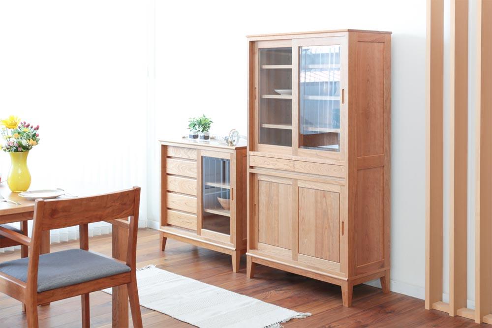 旭川家具 MUKU工房オリジナル ムク ダイニングキャビネット チェリー 【 国産 無垢 インテリア 木製 ナチュラル キャビネット 食器棚 キッチンボード 収納 キッチン ダイニング 北海道 】_03232