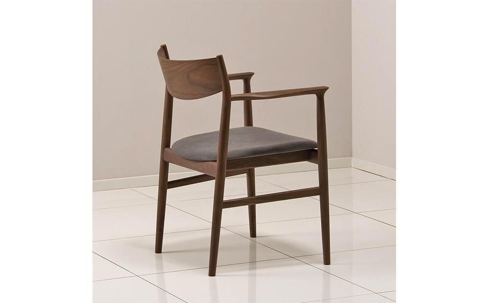 旭川家具 カンディハウス KAMUY アームチェアー（座張） ウォルナットCW／ウルトラスエードDGY_00736