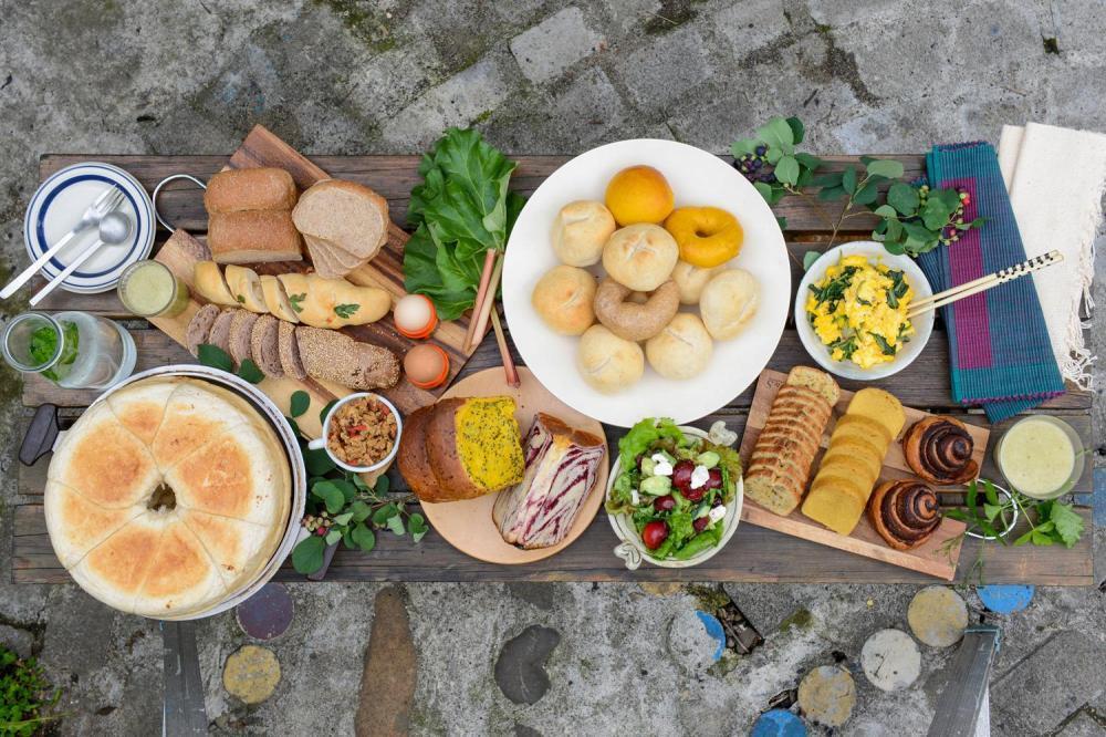 【地元TV 雑誌で多数紹介】人気NO.1！全粒粉 100％の 食パン 1本 【 パン ぱん 食品 王様のパン 北海道 旭川市 】_04655