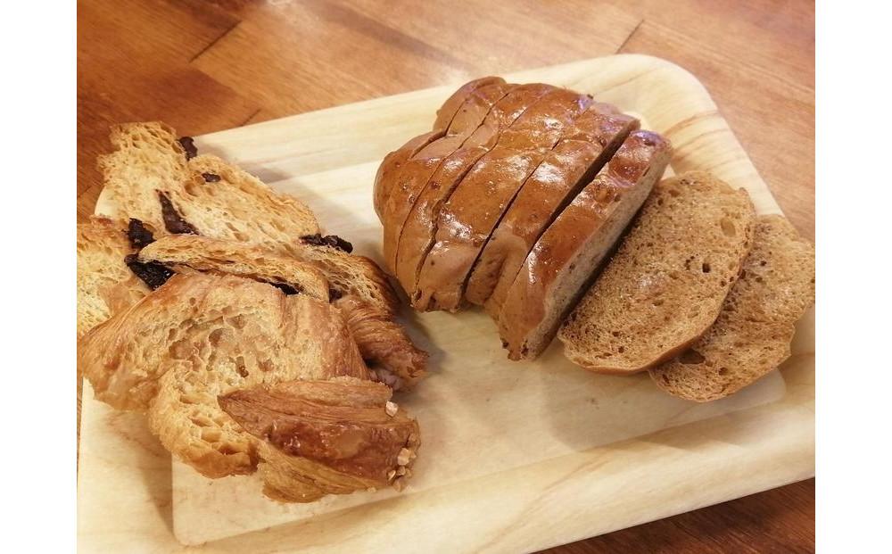 おやつにピッタリ　Bakery＆Bakeryの北海道産小麦・無添加生地のラスクセット_03876