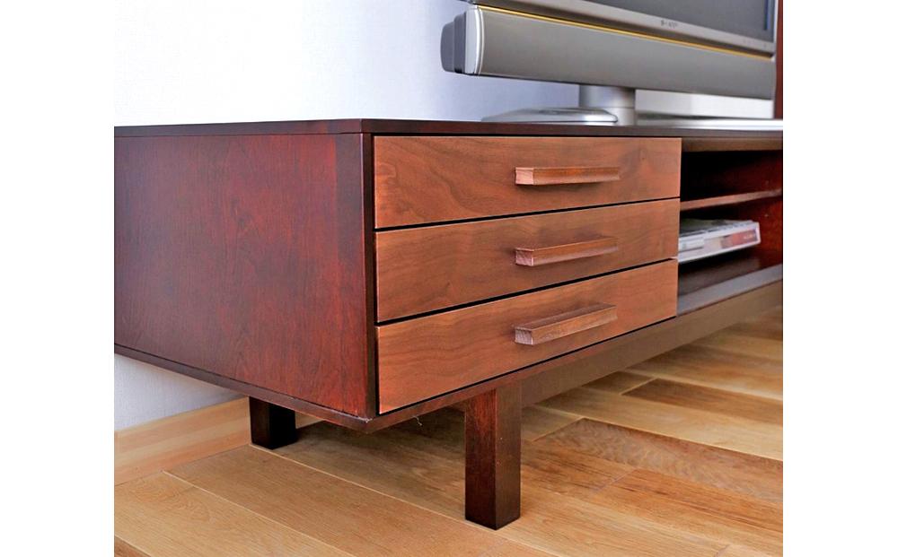 旭川家具 クリエイトファニチャー W&B(ダブルアンドビー) TVローボード 【 国産 無垢 インテリア 木製 収納 モダン ヴィンテージ テレビボード テレビ台 ハイボード AVボード  ウォールナット カバ ビーチ 北海道 】 _00941