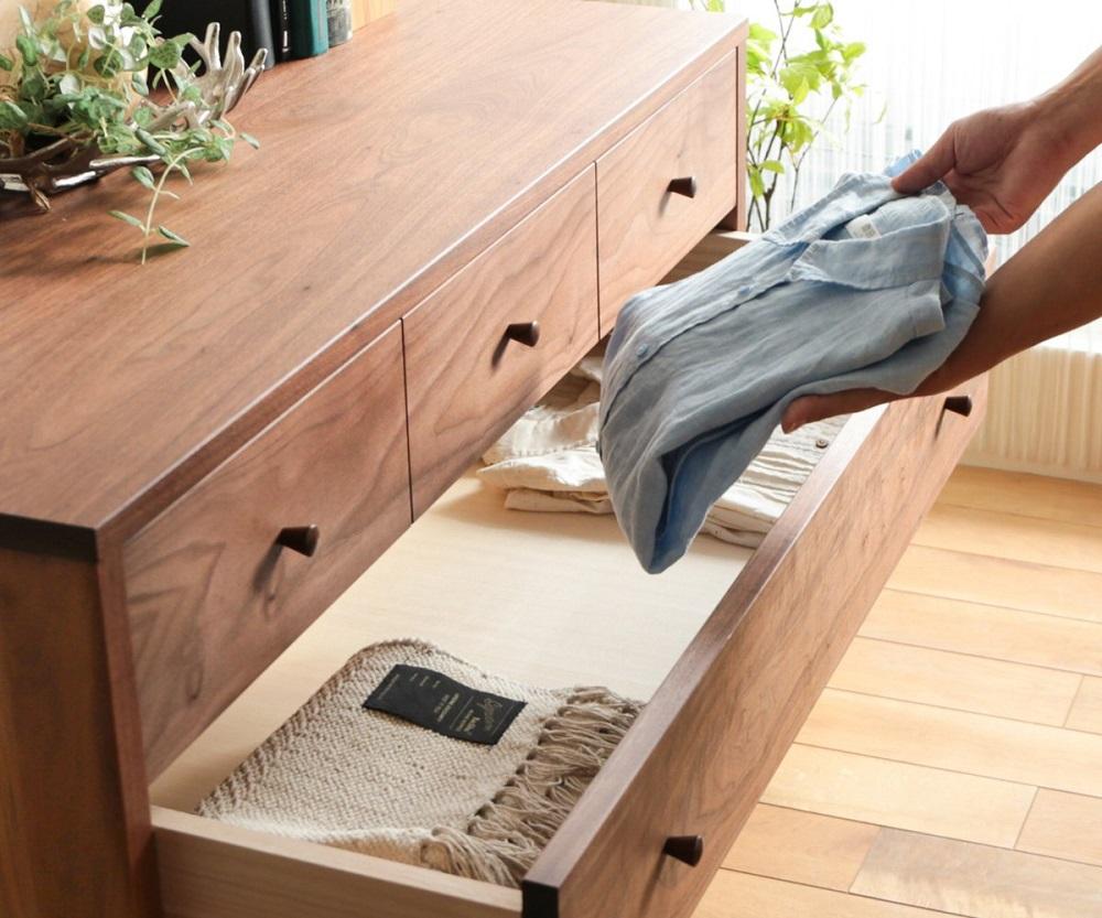 旭川家具　山室家具製作所　プロトNo.801チェスト(4段)　ウォールナット 【 国産 無垢 インテリア 木製 収納 ナチュラル キャビネット チェスト リビング ダイニング 北海道 】 _01968