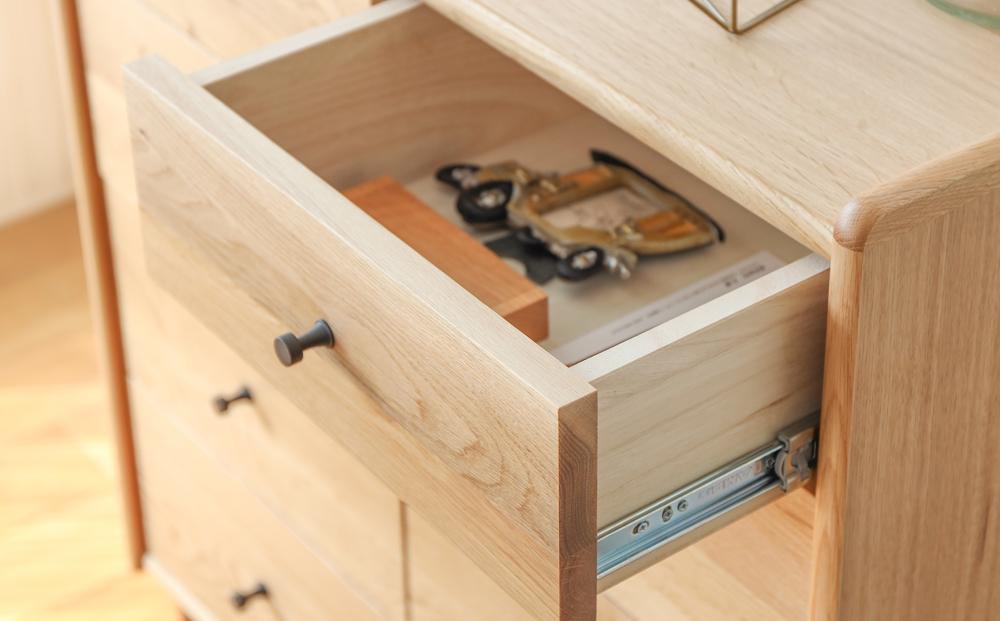 旭川家具 MUKU工房オリジナル ジャム リビングチェスト 北海道ナラ 【 国産 無垢 インテリア 木製 収納 ナチュラル キャビネット チェスト リビング ダイニング 北海道 】 _04576