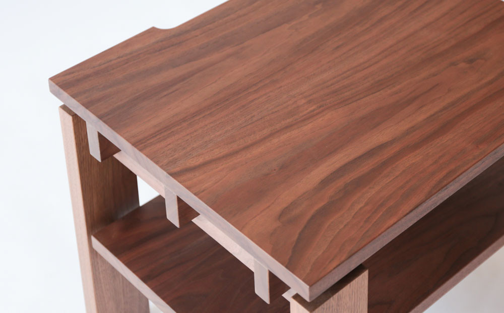 旭川家具 MUKU工房オリジナル ノキ サイドテーブル ウォールナット_04911