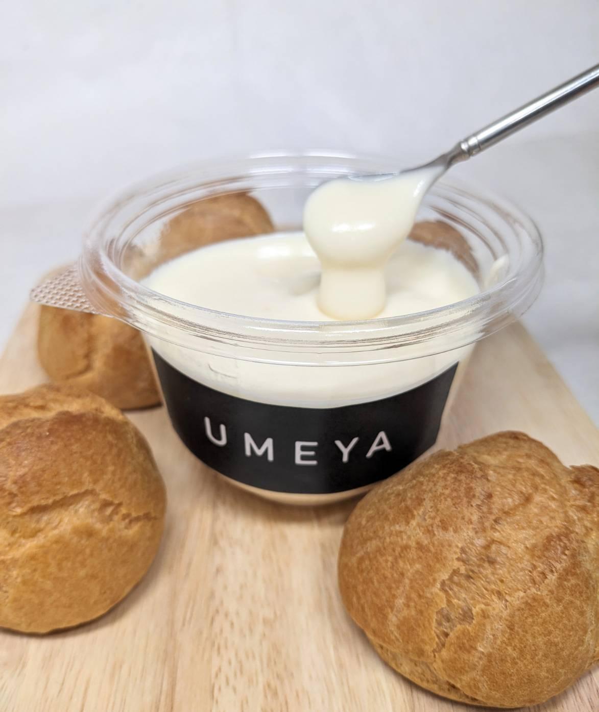 【定期便】北海道旭川市名物菓子の中身　カスタードクリーム 300g×4パック （3回隔月発送）【 シ ュークリーム 菓子 お菓子 おかし スイーツ デザート 洋菓子 旭川 北海道 人気 お楽しみ セット 食品 】_04855