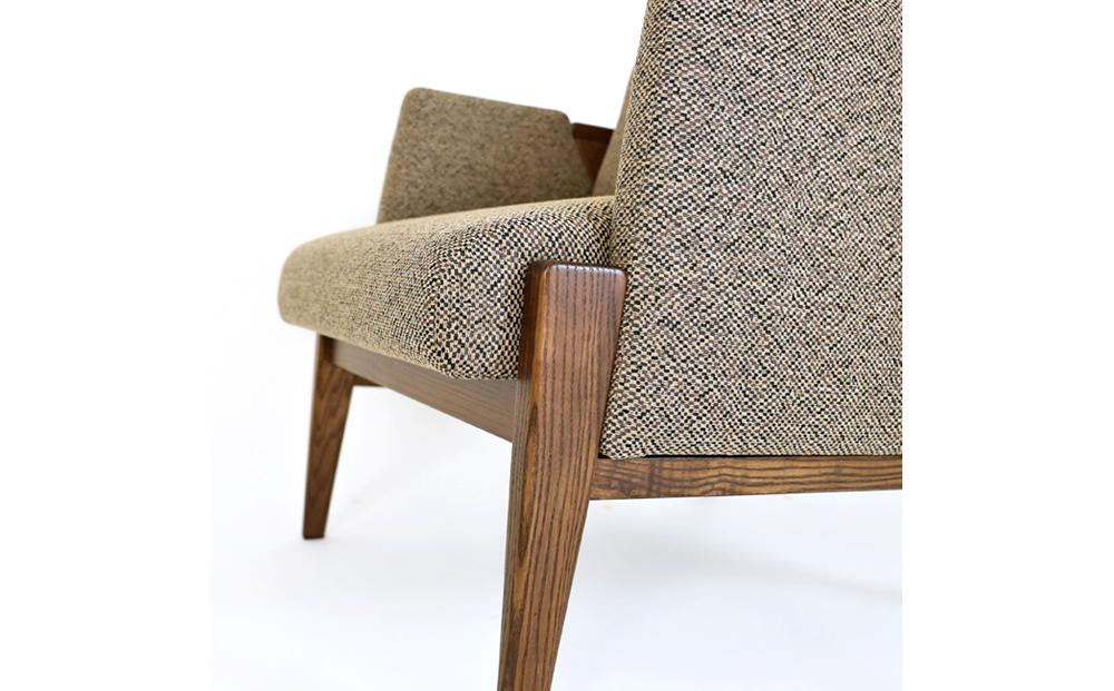 旭川家具 宮田産業 ASH(アッシュ) 2P ソファ ブラウン色 【 国産 無垢 インテリア 木製 ナチュラル ソファ ソファー 2.5人掛け 3人掛け リビング ダイニング 北海道 】_01109