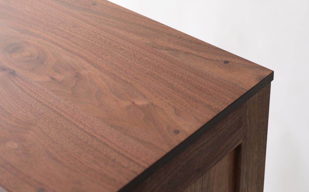 旭川家具 山室家具製作所 ココ キャビネット2段 ウォールナット 【 国産 無垢 インテリア 木製 ナチュラル キャビネット 食器棚 キッチンボード 収納 ダイニング キッチン 北海道 】_04588