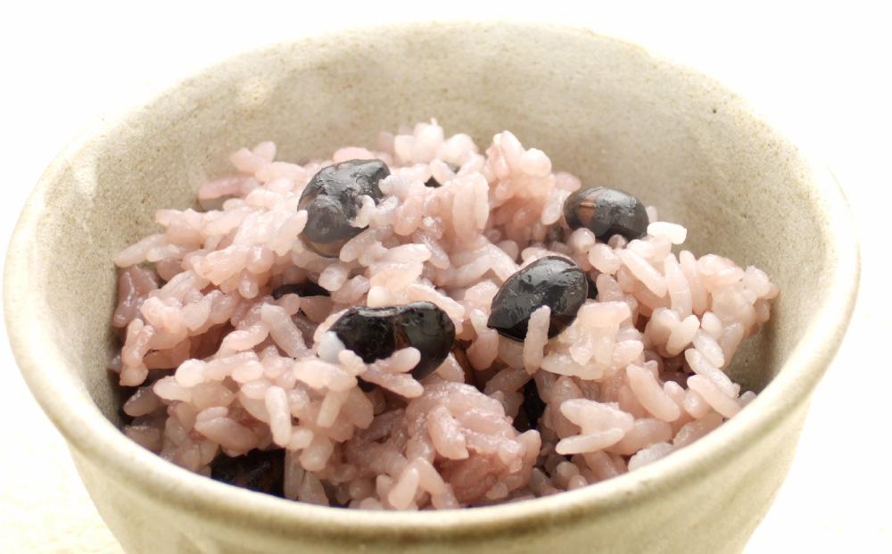 【最短翌日から３営業日以内発送】北海道 黒豆茶 2袋セット 計750g_02123