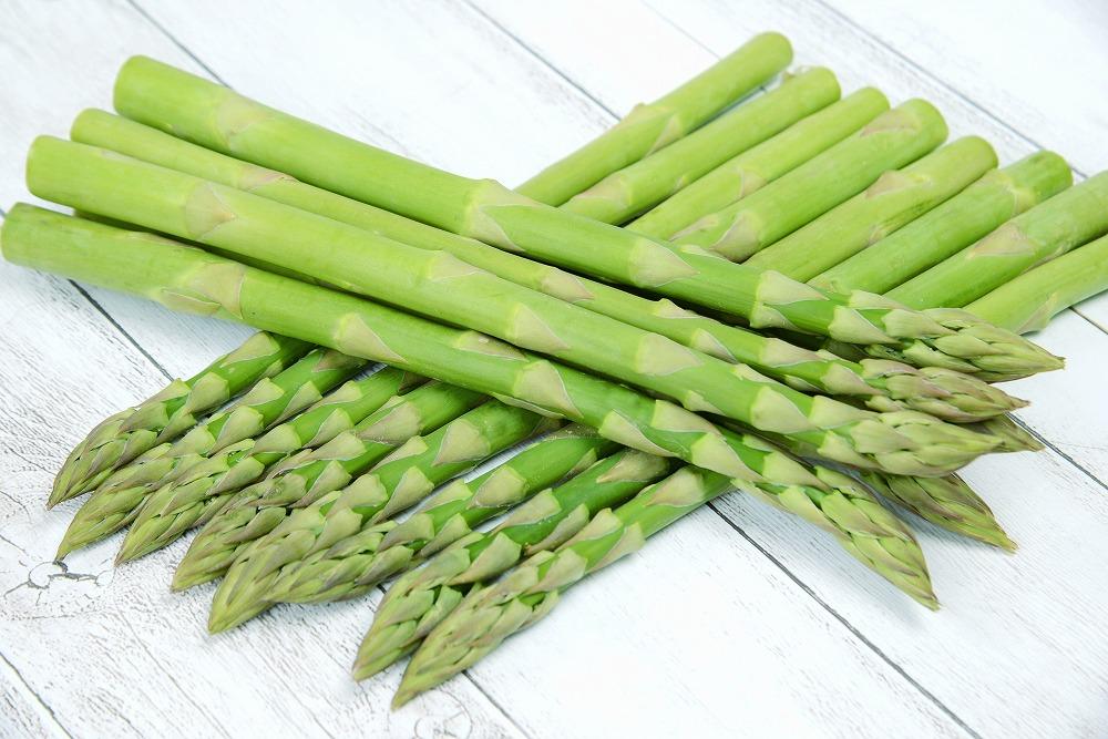 旭川産朝もぎ！グリーンアスパラガスL・Mサイズ各400g　合計800g(2026年5月中旬発送開始予定)_01942
