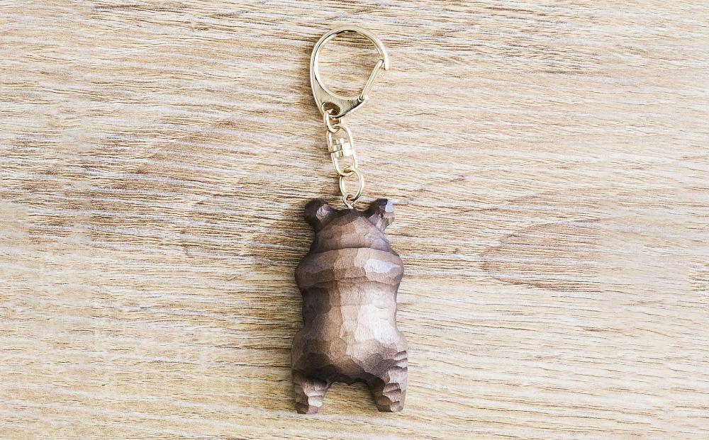木彫り　せなかぐま　キーホルダー1点_02958