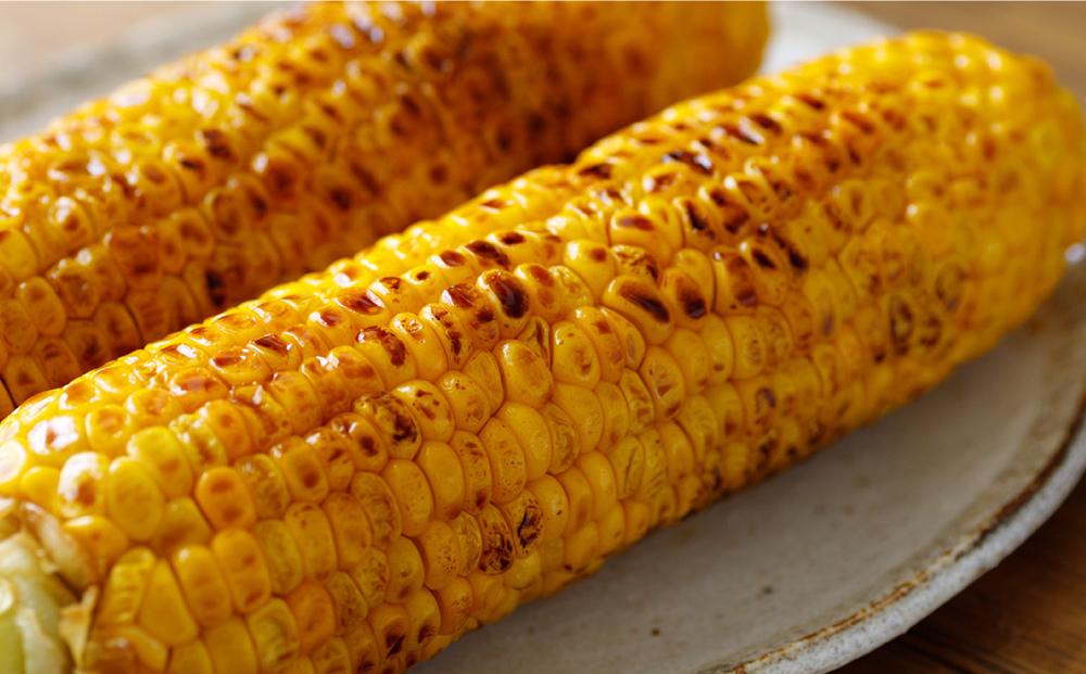 【26年先行予約】北海道産ピュアホワイト・露地とうもろこし　計12本 2026年8月中旬から発送開始予定 【 白いとうもろこし 人気 北海道産 糖度 生 野菜 スイートコーン 産地直送 バーベキュー BBQ コーン 旬 お取り寄せ 旭川市 北海道 】_00113