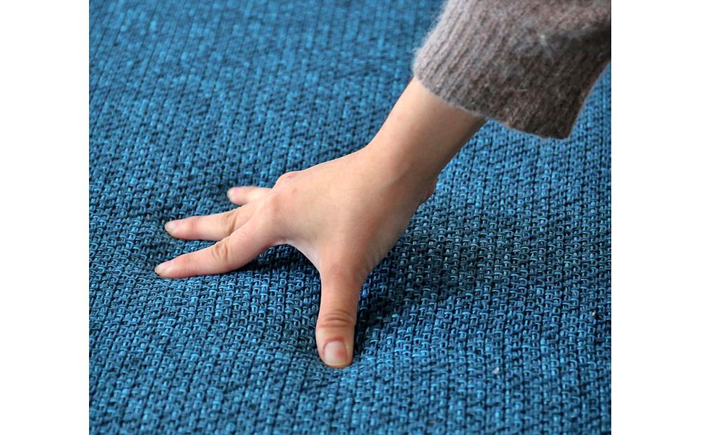 旭川家具 宮田産業 GRUNDY(グランディ) パフ 幅120 奥行120 【 国産 無垢 インテリア 木製 ポップ ソファ ソファー 1人掛け コンパクトソファ ソファベッド コーナー リビング ダイニング 北海道 】_00993