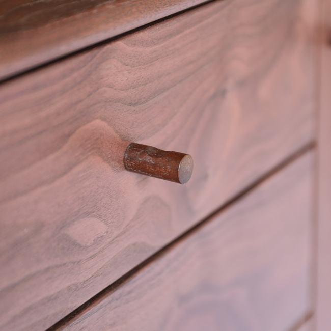 旭川家具　山室家具製作所　プロトNo.401キャビネット　ウォールナット 【 国産 無垢 インテリア 木製 収納 ナチュラル キャビネット リビング ダイニング 北海道 】 _01957