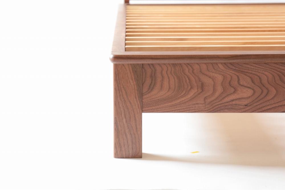 旭川家具 MUKU工房オリジナル ムク ベッド セミダブル ウォールナット 【 国産 無垢 インテリア 木製 ナチュラル すのこ セミダブルベッド ベッドフレーム 寝室 北海道 】 _03227