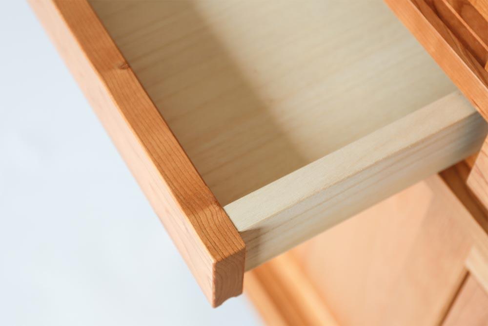 旭川家具 MUKU工房オリジナル ムク ダイニングキャビネット チェリー 【 国産 無垢 インテリア 木製 ナチュラル キャビネット 食器棚 キッチンボード 収納 キッチン ダイニング 北海道 】_03232