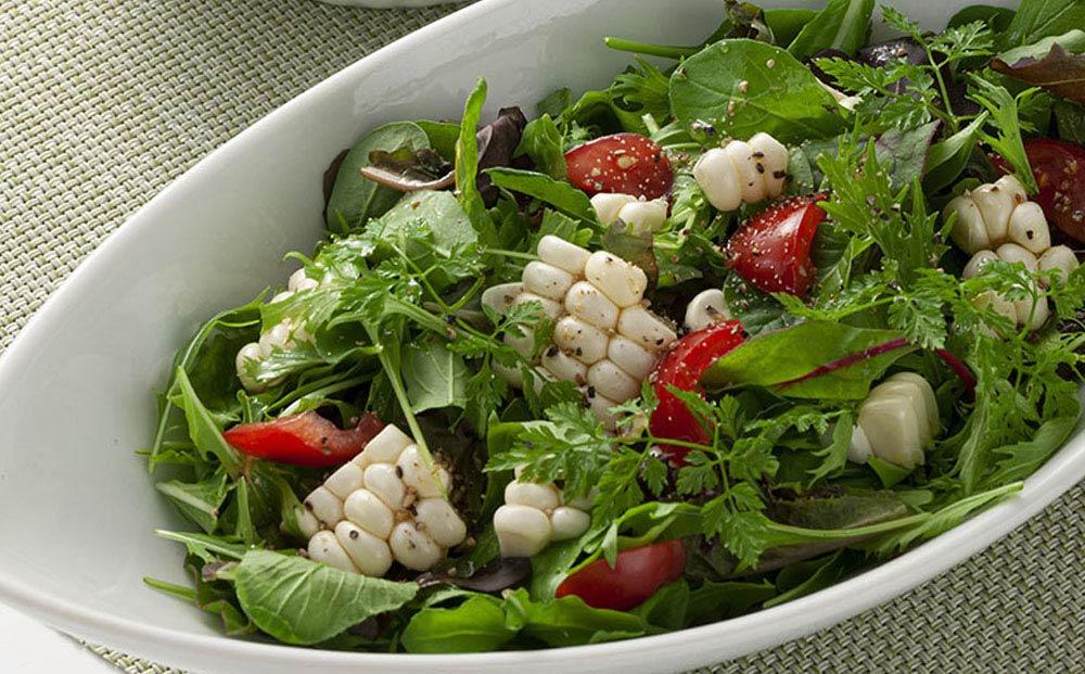 【26年発送先行予約】象もろこし（白くまコーン）大きいサイズのトウモロコシ 450g以上 8本入り (2026年8月下旬から発送開始予定) 【 とうもろこし 人気 北海道 糖度 野菜 白いとうもろこし 白いスイートコーン 産地直送 ホワイトレディ コーン 玉蜀黍 旬 お取り寄せ 旭川市 北海道 】_01413