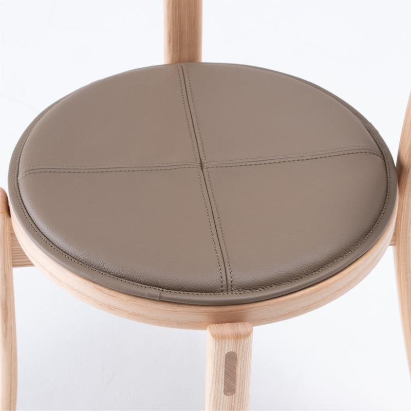 旭川家具 カンディハウス　アクセサリー コレクション 座 革クッションΦ41 MG-KGY_02048