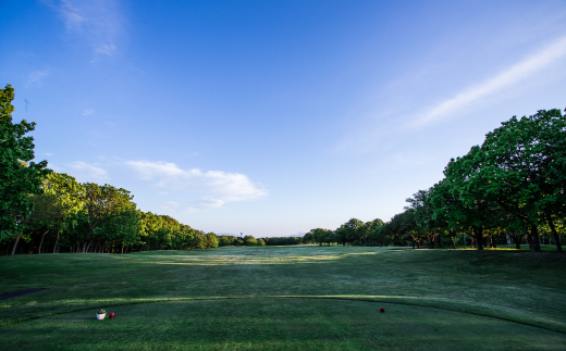 室蘭ゴルフ倶楽部 平日セルフプレー券（2名様分） 【5月～10月】 MROAI002