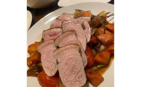 【放牧豚】ロースかたまり 1kg以上 肉 豚肉 ロース ブロック肉 北海道 ポークチャップ _F4F-2231