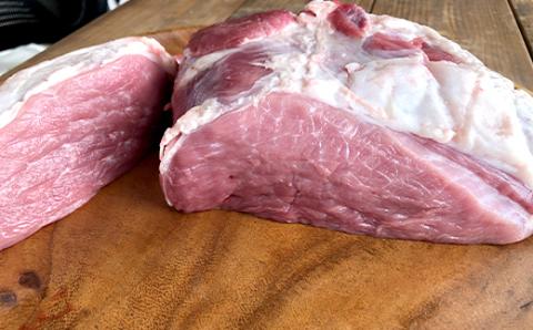 【放牧豚】モモかたまり 1.5kg以上 お肉 豚肉 豚 もも肉 モモブロック しゃぶしゃぶ 冷凍 北海道 _F4F-8456