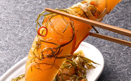 【5か月連続定期便】釧路市の台所 和商市場 厳選定期便 紅さけ 鮭 いか塩辛 ミンクくじら ほっけ 紅鮭 つぶ貝 アヒージョ いくら 贅沢 ご飯のお供 肴 おつまみ 和商 和商市場 海鮮 セット _F4F-8927