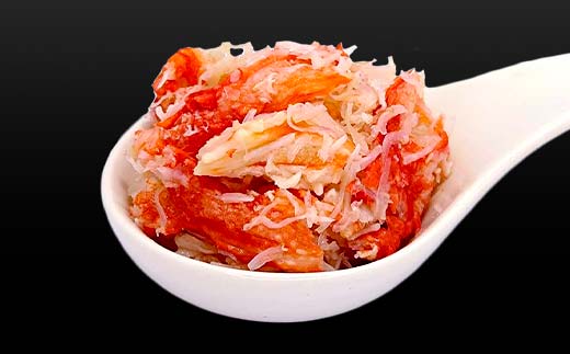 【期間限定！寄附額改定↓！】たらばガニむき身300g 秋鮭いくら醤油漬110g×2個 セット かに カニ タラバガニ たらばガニ 蟹 タラバ 剥き身 フレーク ほぐし身 いくら 海鮮 _F4F-5624