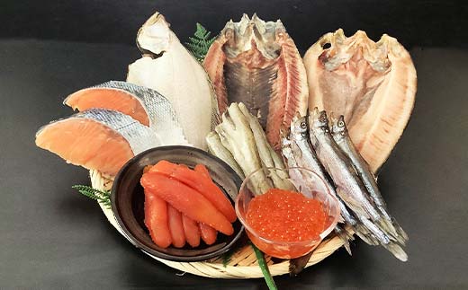 【期間限定！寄附額改定↓！】お魚セット ゆうひ ほっけ 宗八 かれい にしん ししゃも こまい 新巻鮭 たらこ いくら 醤油漬 北海道 秋鮭 鮭 サケ さけ おかず_F4F-8440