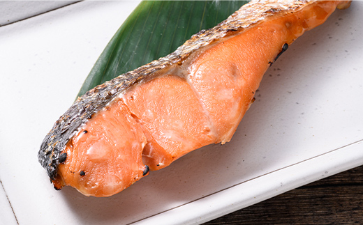 紅鮭西京漬け2切×6 (約960g） 紅鮭 海鮮 魚 漬魚 個包装 真空パック 小分け簡単 冷凍 おかず _F5F-0244