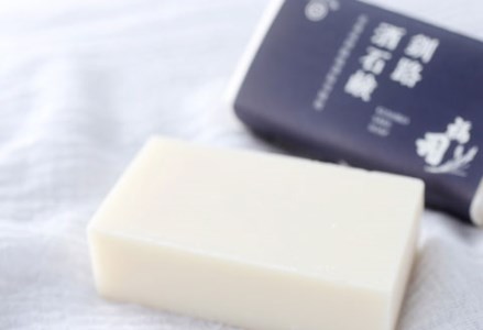 【期間限定！寄附額改定↓！】釧路福司 日本酒石鹸3個 ふるさと納税 石鹸 F4F-0805