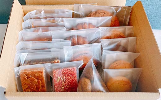 【期間限定！寄附額改定↓！】焼き菓子詰め合わせ(C)16個セット 菓子 洋菓子 スイーツ ケーキ お菓子 北海道 お取り寄せ 詰め合わせ ギフト プレゼント 贈り物 _F4F-5214