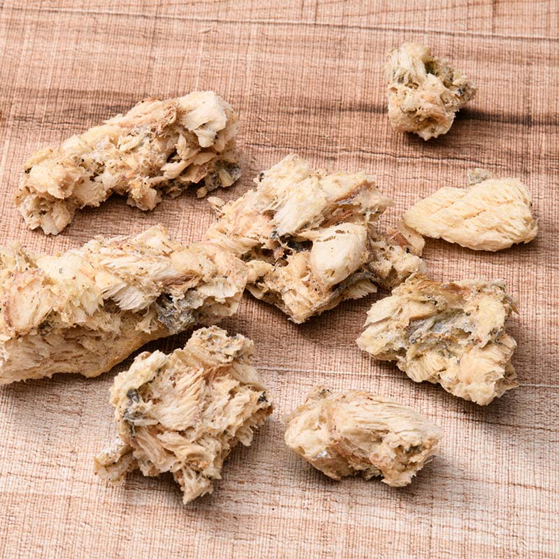 メルクルのたらフリーズ ペットフード ドッグフード 動物 犬 餌 エサ おやつ ごはん ご飯 間食 ご褒美 フリーズドライ 高タンパク 低脂肪 オメガ３脂肪酸 北海道 無添加 無着色 F4F-7825