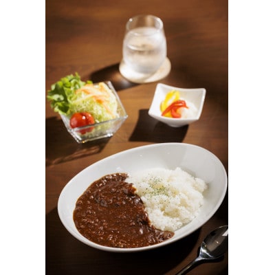 【十勝産A5黒毛和牛肉使用】北海道産原料100%で作った洋風和牛カレー180g×5個【配送不可地域：離島】