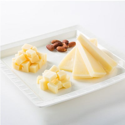 ゴールデンジャージー　長期熟成ストロングゴーダ　500g【配送不可地域：離島】