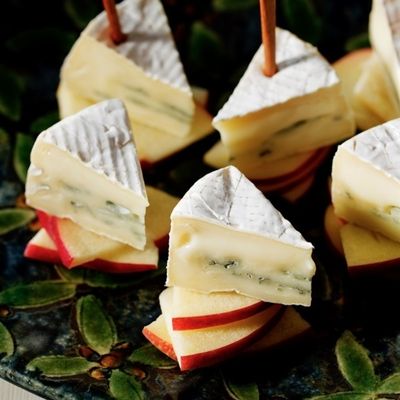 よつ葉 北海道十勝 大人のカマンベール＆ブルー 90g×6個【配送不可地域：離島】