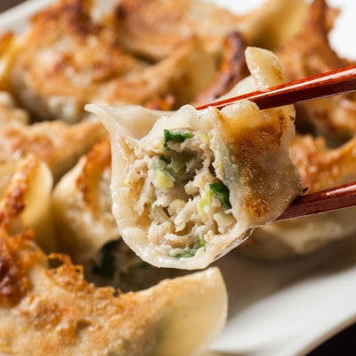 「餃子専門店工場直送60個入り」北の匠3種セットB(手作り餃子・海老餃子・ラクレットチーズ餃子)【配送不可地域：離島】