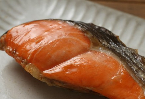 紅鮭・時鮭 食べ比べ贅沢セット ( 海鮮 魚介類 鮭 サケ しゃけ 時鮭 紅鮭 サーモン セット 小分け 贈答 贅沢 贈り物 ギフト お中元 お歳暮 お祝い )【094-0026】