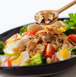 【保存料・着色料・酸化防止剤無添加】ノンフライ 北見ドライオニオン 1袋 ( ドライオニオン 玉ねぎ 無添加 北見 乾燥玉葱 ヘルシー サラダ スープ お味噌汁の具 インスタント麺 長期間保存 )【148-0001】