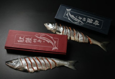 紅鮭・時鮭 食べ比べ贅沢セット ( 海鮮 魚介類 鮭 サケ しゃけ 時鮭 紅鮭 サーモン セット 小分け 贈答 贅沢 贈り物 ギフト お中元 お歳暮 お祝い )【094-0026】