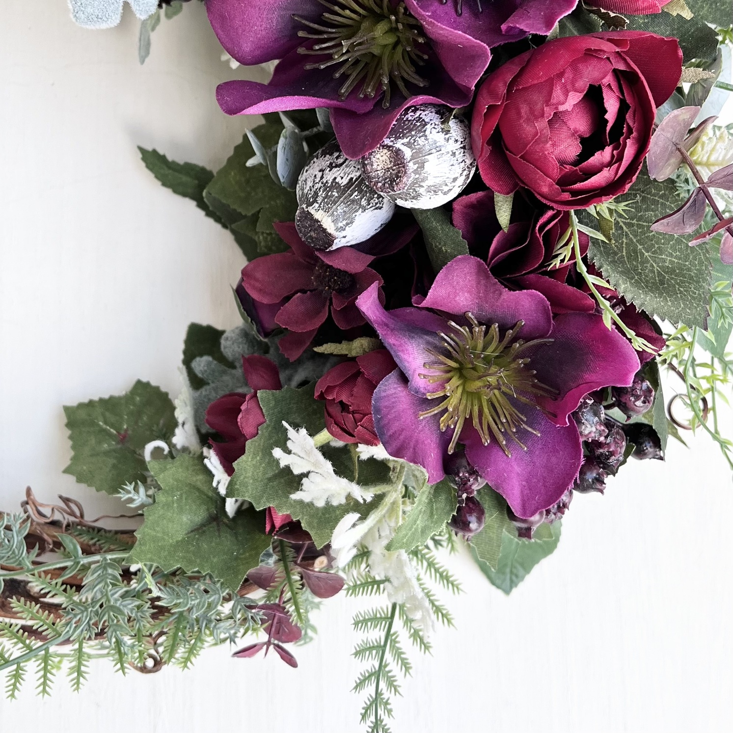 美流渡の森 アーティフィシャルフラワー・クレッセントリース(赤紫系)[a110-064]