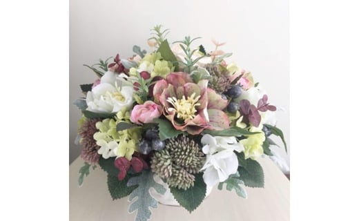 【ギフト用】美流渡の森 アーティフィシャルフラワー・アレンジメント クリスマスローズ（ブリキ花器シリーズ）【12206】[a110-006]