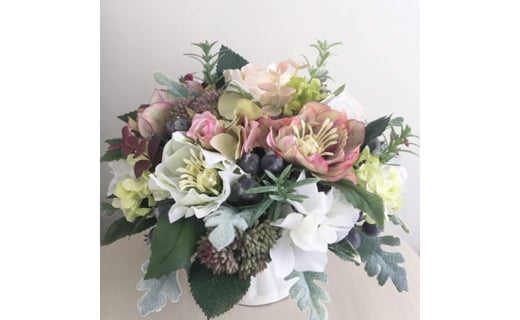 【ギフト用】美流渡の森 アーティフィシャルフラワー・アレンジメント クリスマスローズ（ブリキ花器シリーズ）【12206】[a110-006]